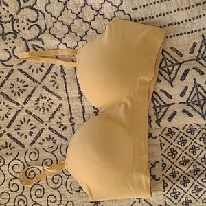 Truekind Supportive Comfort Wirelss Shaping bra.  Size L.  Beige color